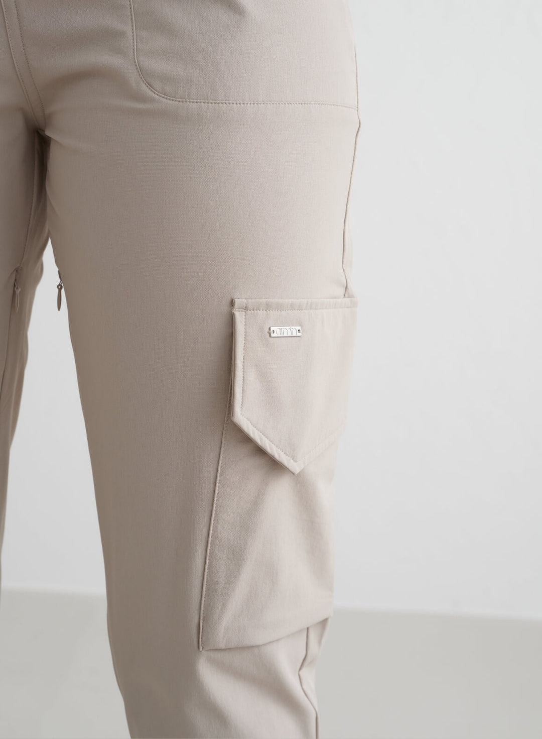 Dark Clay Cargo Pants – AIM'N