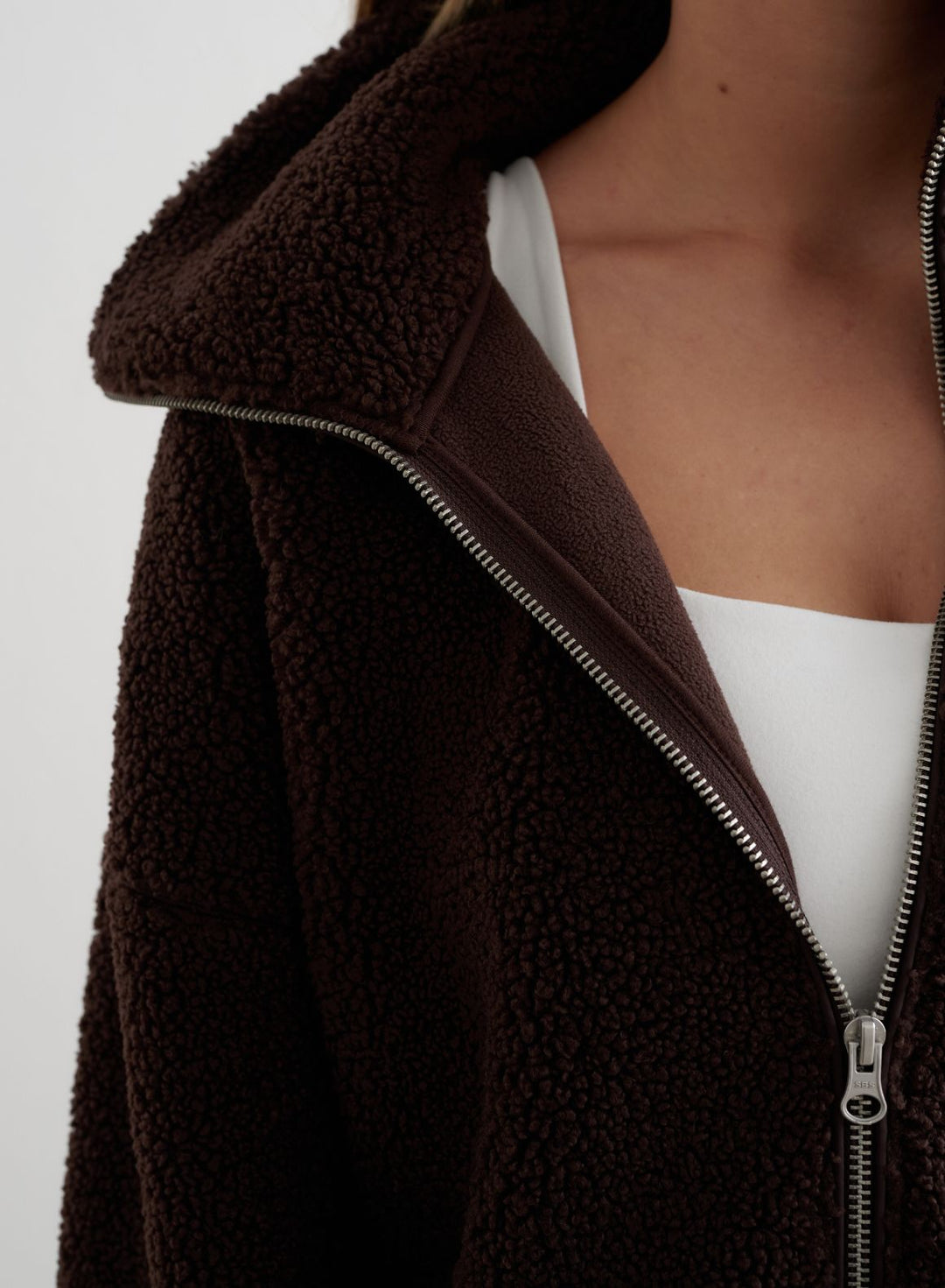 茶 aimo Cacao Pile Jacket – AIM'N