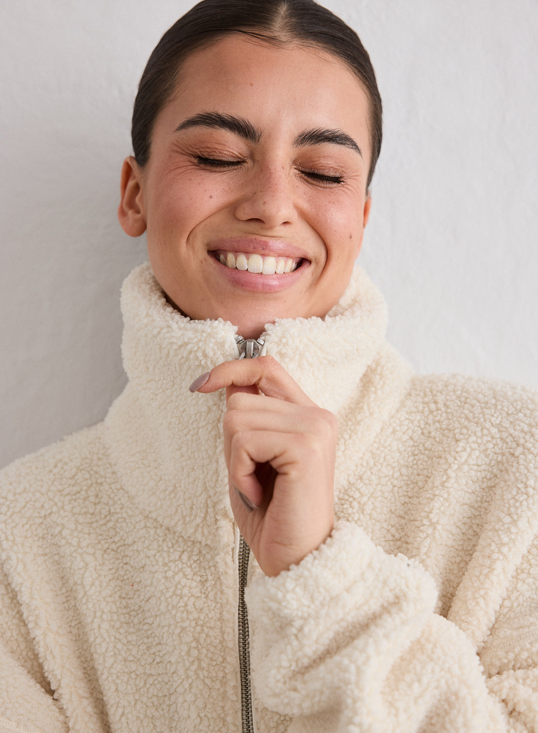 Almond White Pile Jacket – AIM'N