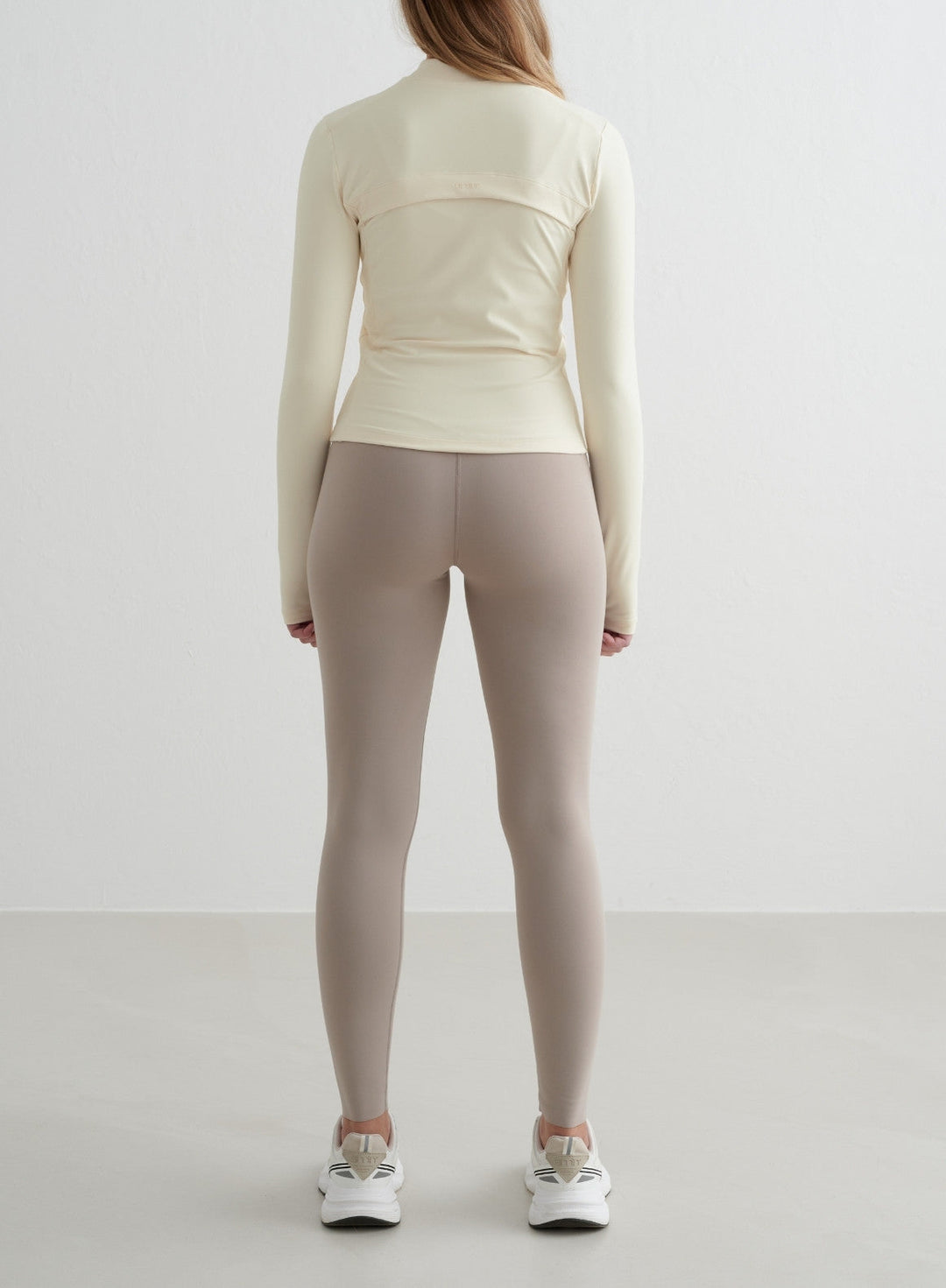 Almond White Sense Zip Jacket – AIM'N