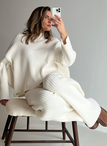 almond_white_rib_knit_sweater_
