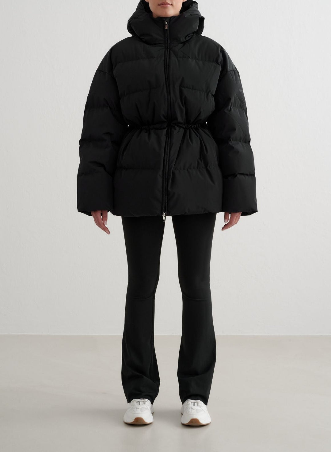 Black Moment Puffer Jacket – AIM'N