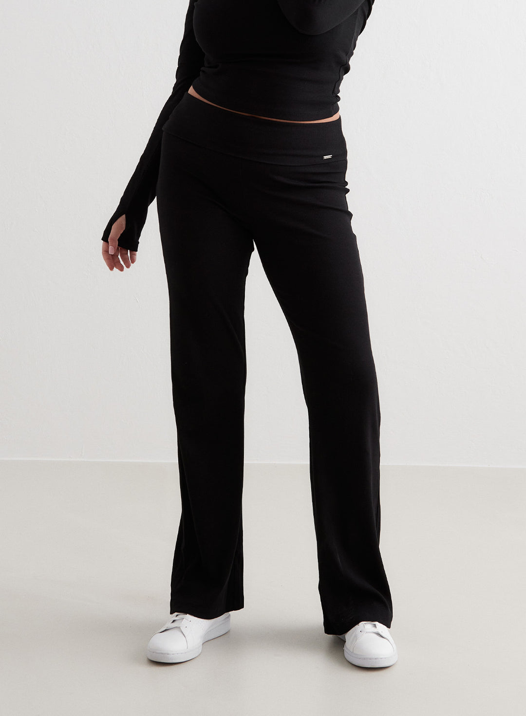 Black Ease Ribbed Pants – AIM'N