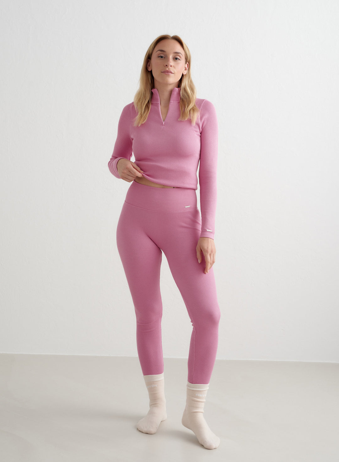 Peony Pink Ribbed Wool Leggings – AIM'N