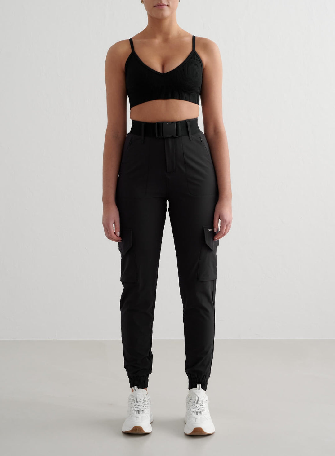 Black Cargo Pants – AIM'N