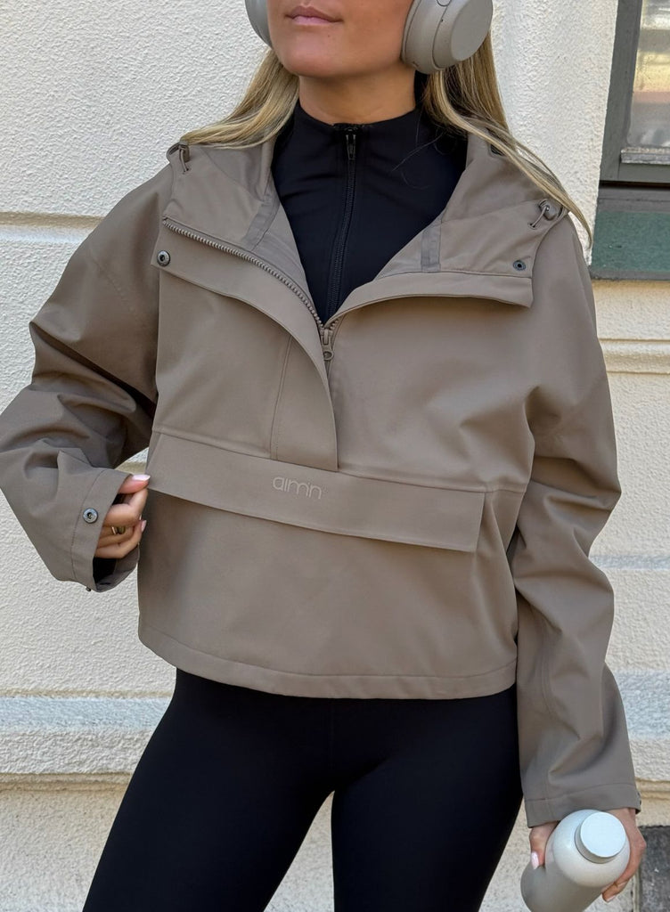 nougat-cropped-waterproof-
