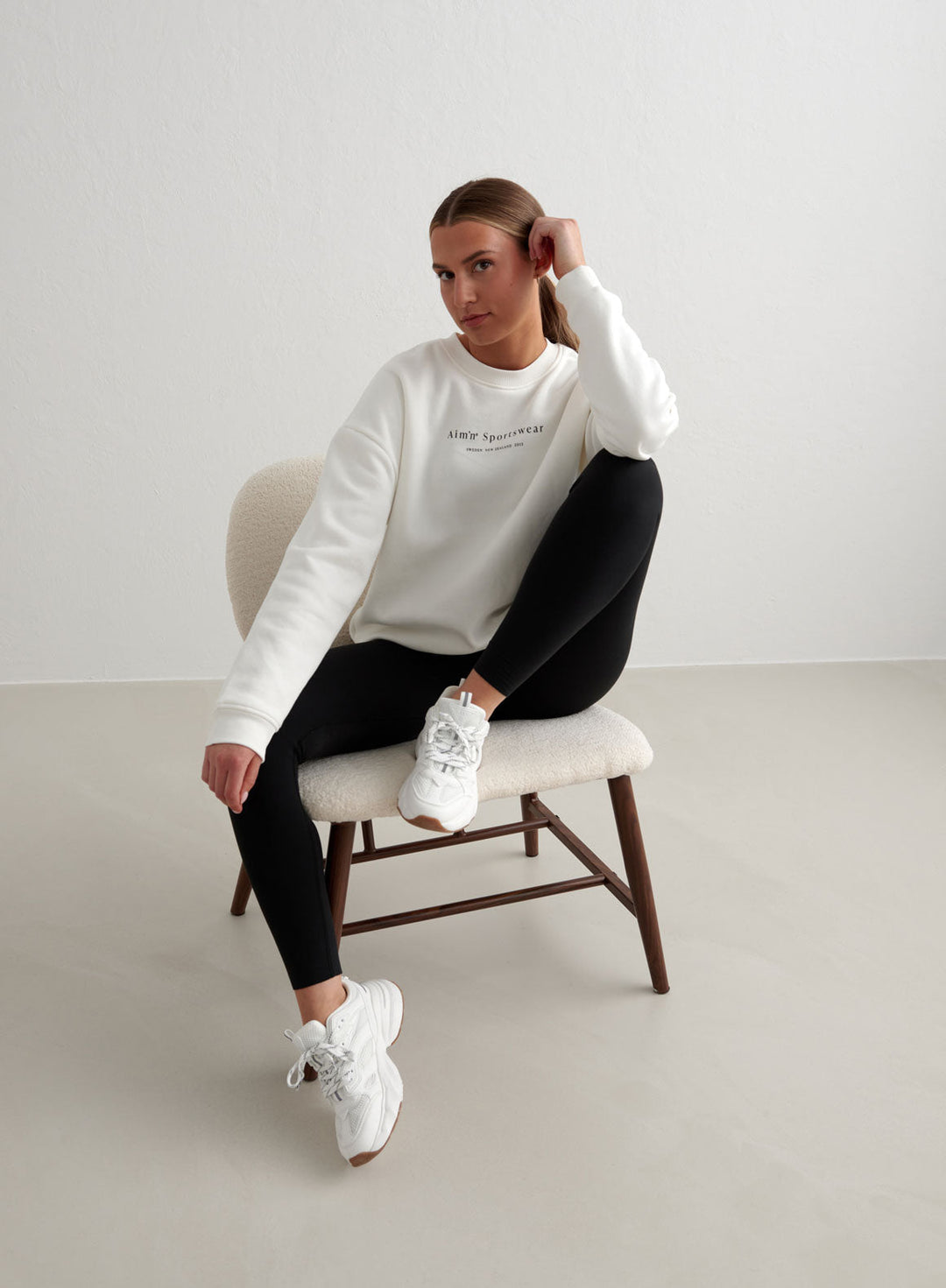 All White Athena 100 – AIM'N